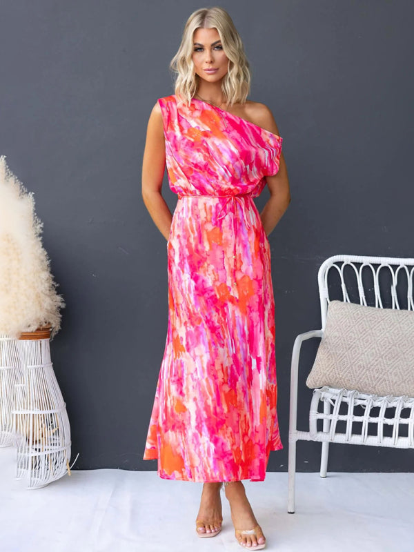 Rose red sleeveless printed dress with slit hem